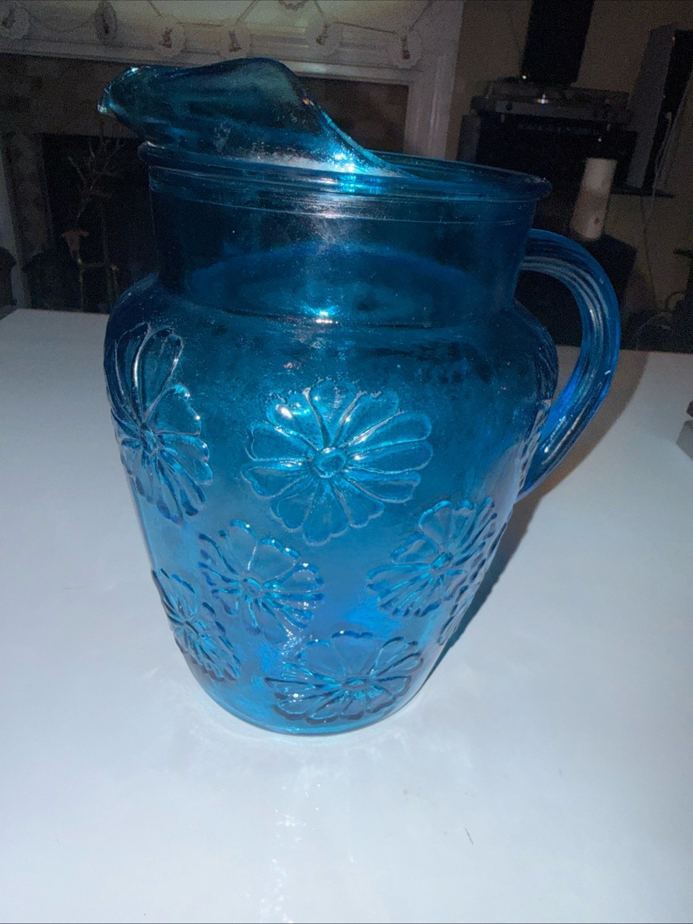 Vtg Anchor Hocking Blue Glass Rainflower Pitcher - Picture 4 of 9